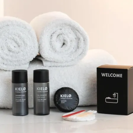 公寓 Sauna Hammam Terrasse Hyper Centre 尼姆